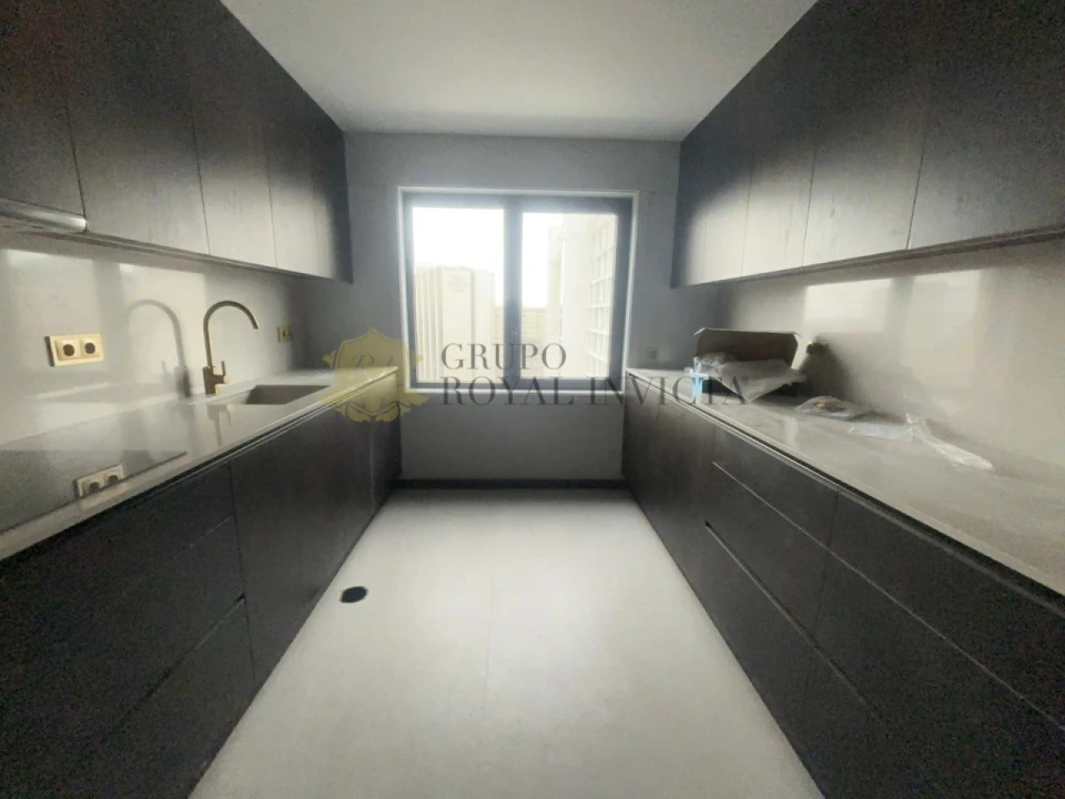 Apartamento T3 para Venda em Ramalde Foto 3