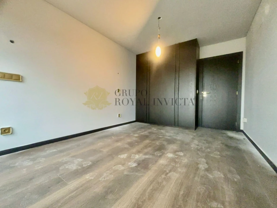 Apartamento T3 para Venda em Ramalde Foto 14