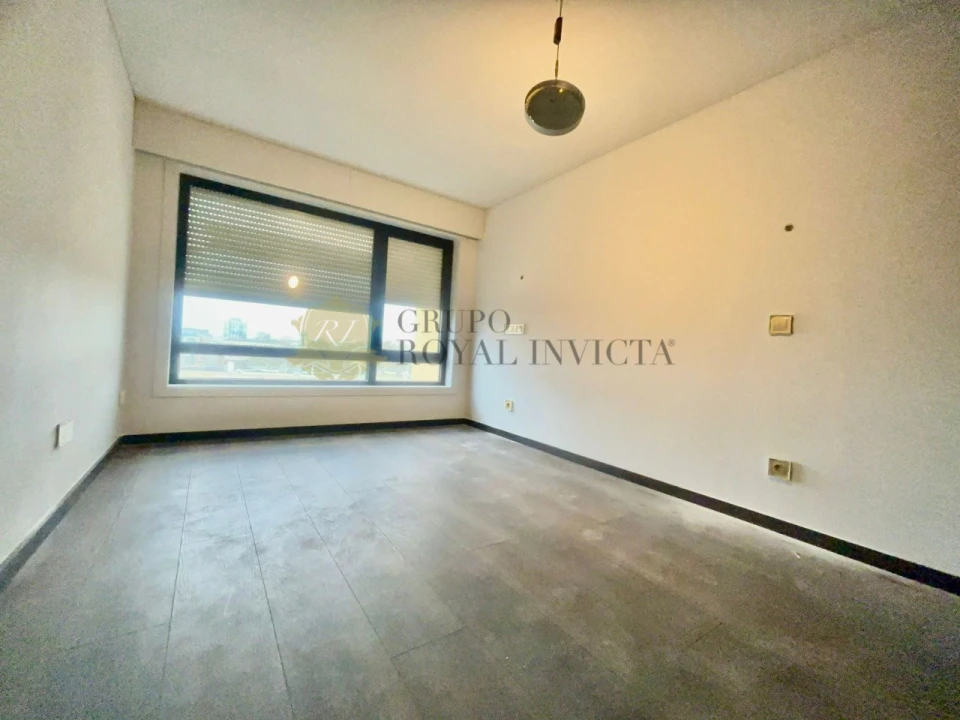 Apartamento T3 para Venda em Ramalde Foto 16