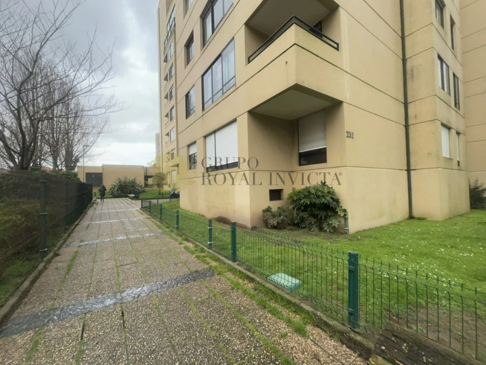 Apartamento T3 para Venda em Ramalde Foto 26