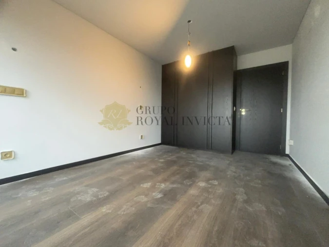 Apartamento T3 para Venda em Ramalde Foto 15