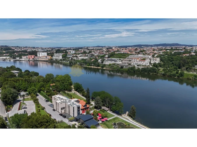 Terreno para Venda em Oliveira do Douro Foto 27