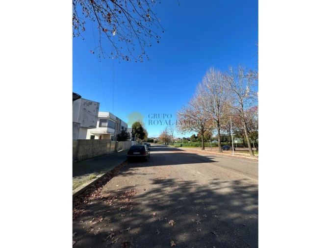 Terreno para Venda em Moreira Foto 10