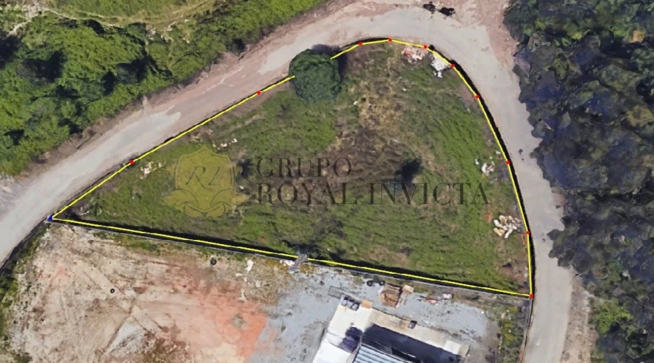 Terreno para Venda em Fânzeres e São Pedro da Cova Foto 5