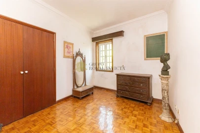 Moradia T8 para Venda em Ermesinde