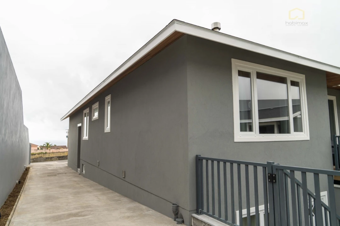 Moradia T3 para Venda em Agua de Alto Foto 25