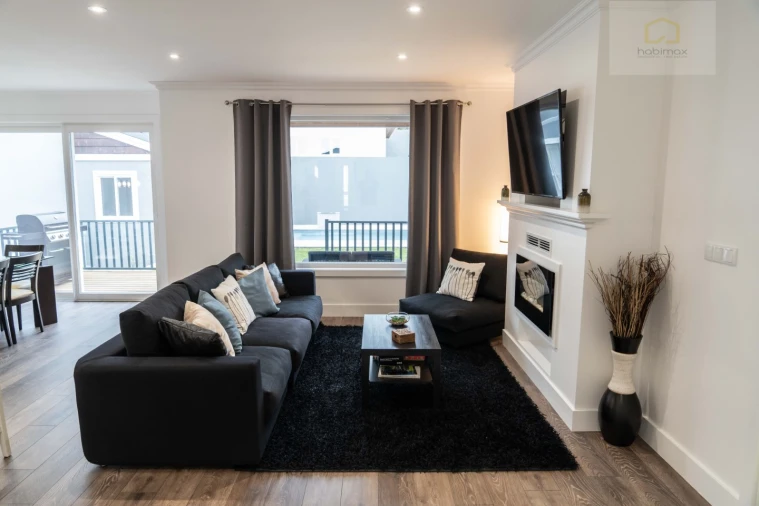 Moradia T3 para Venda em Agua de Alto Foto 5