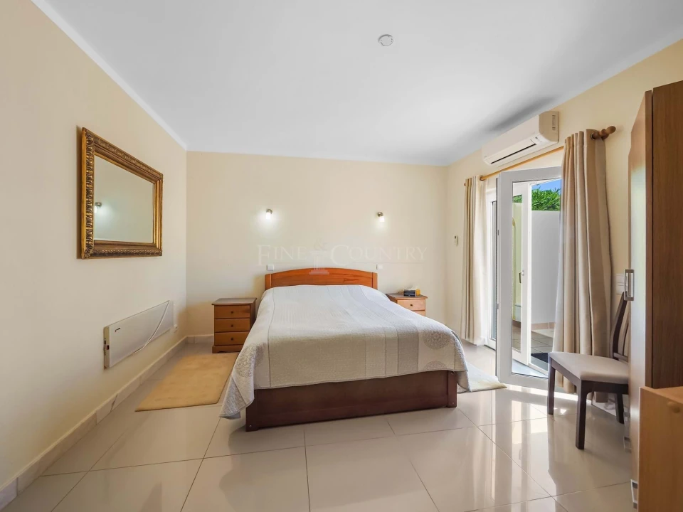 Moradia T3 para Venda em Lagoa e Carvoeiro Foto 17