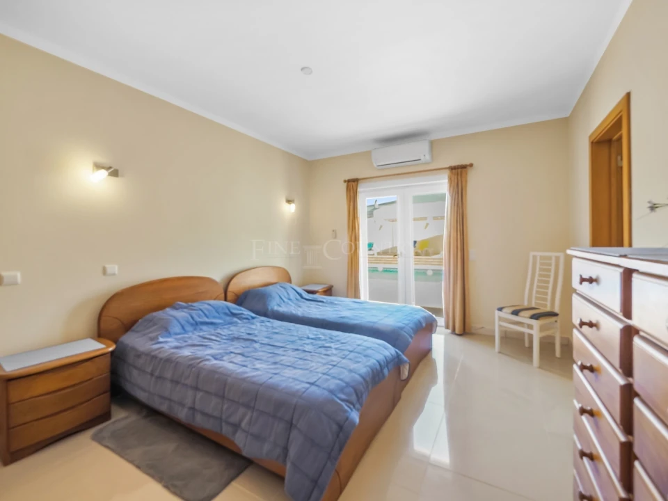 Moradia T3 para Venda em Lagoa e Carvoeiro Foto 28