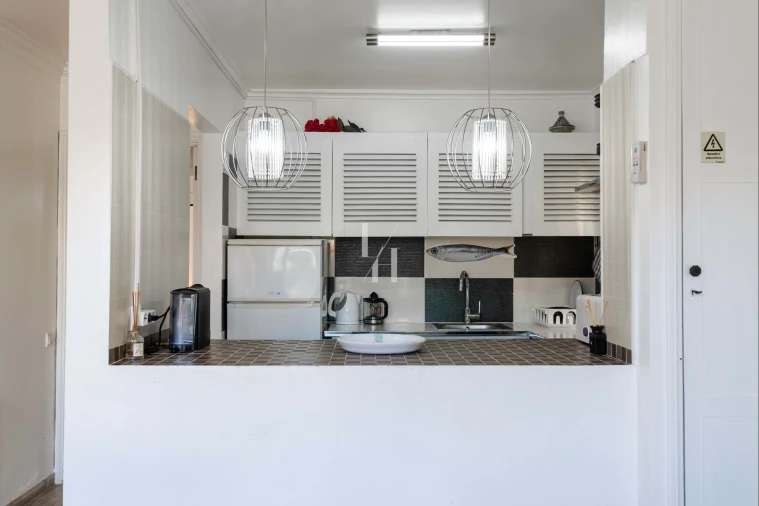 Apartamento T2 para Arrendamento férias em Quarteira Foto 10