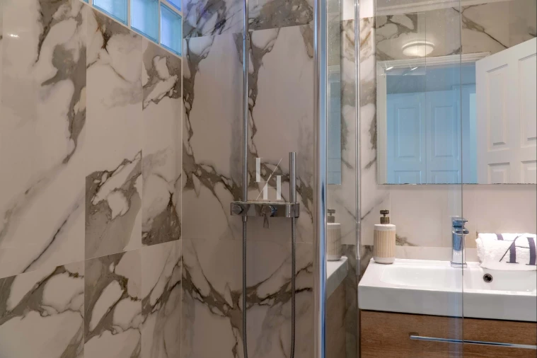 Apartamento T2 para Arrendamento férias em Quarteira Foto 13