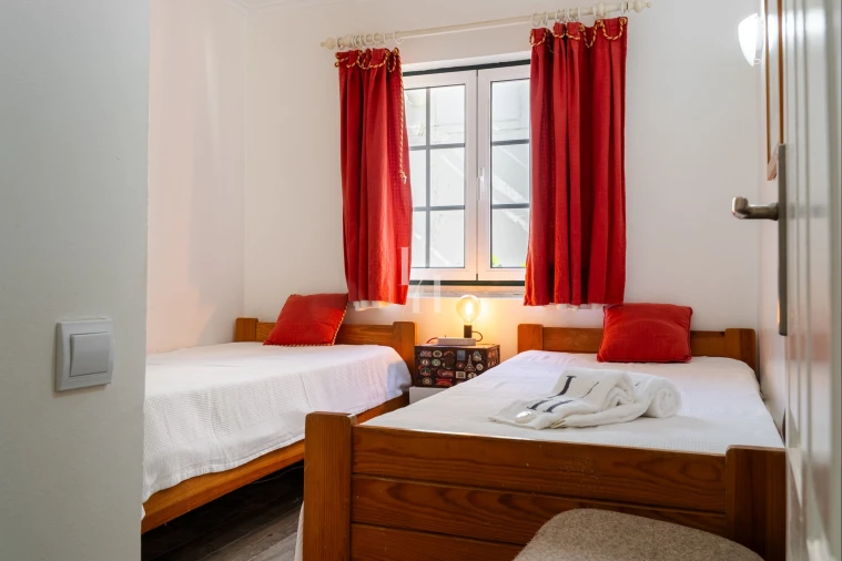 Apartamento T2 para Arrendamento férias em Quarteira Foto 17