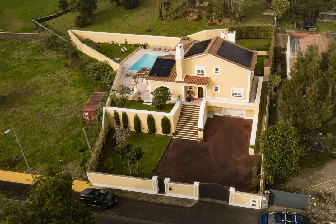 Moradia T5 para Venda em Rosto do Cão (São Roque) Foto 44