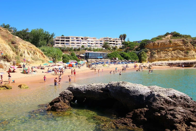 Garagem para Venda em Albufeira e Olhos de Água Foto 4