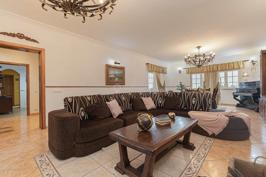 Moradia T4 para Venda em Azambuja Foto 4