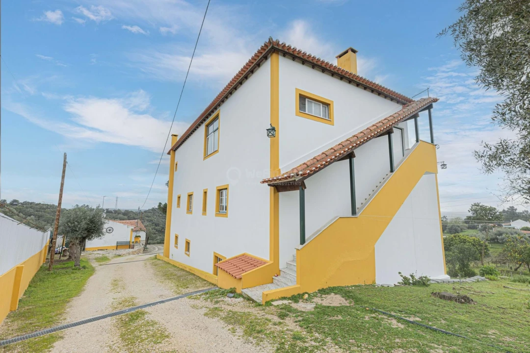 Moradia T4 para Venda em Azambuja Foto 69