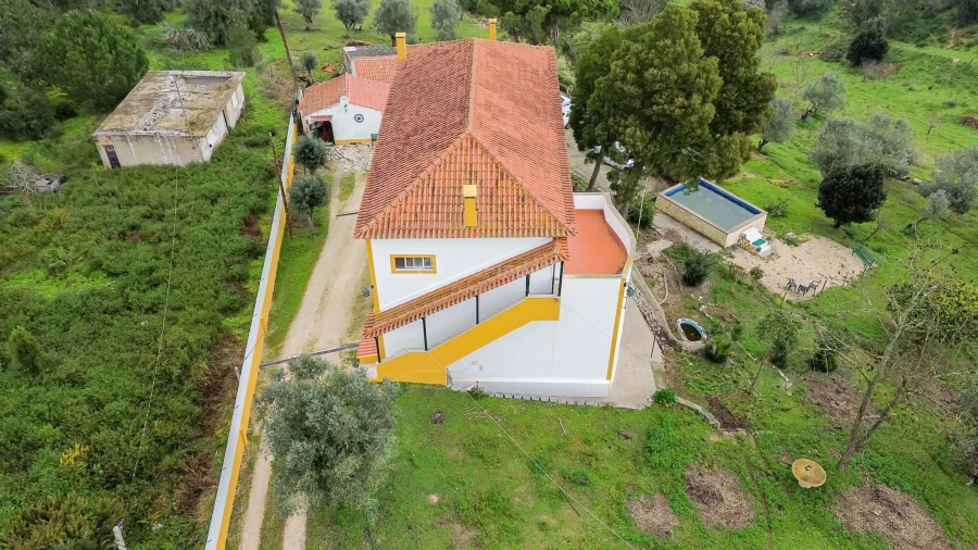 Moradia T4 para Venda em Azambuja Foto 76