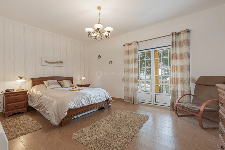 Moradia T4 para Venda em Azambuja Foto 49