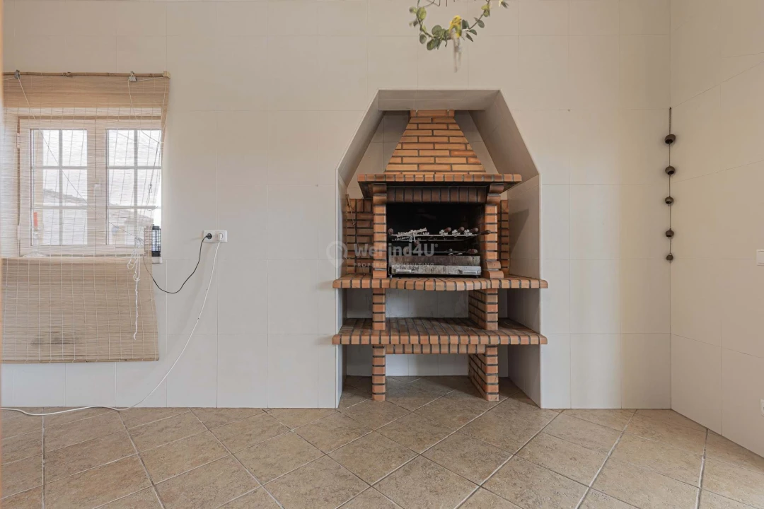 Moradia T4 para Venda em Azambuja Foto 19