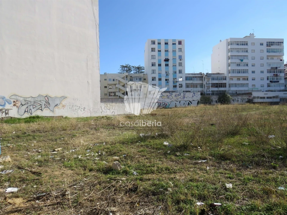 Terreno para Venda em Olhão Foto 2