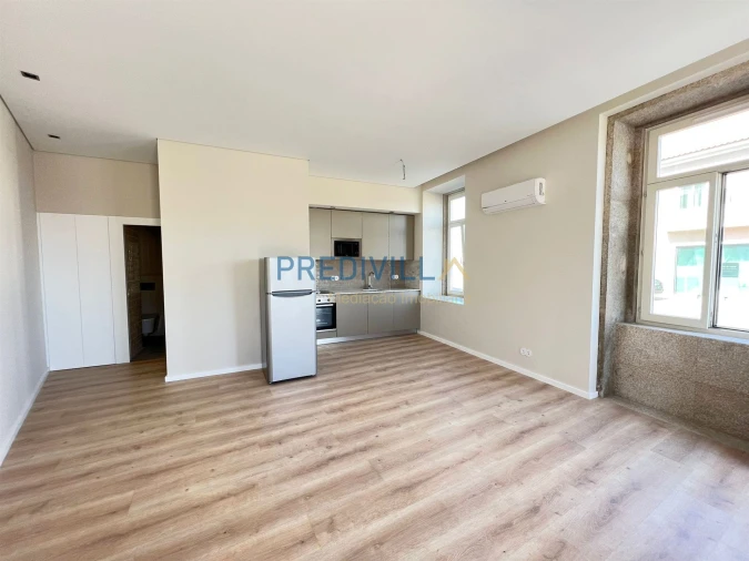 Apartamento T1 para Arrendamento em Azurara Foto 13