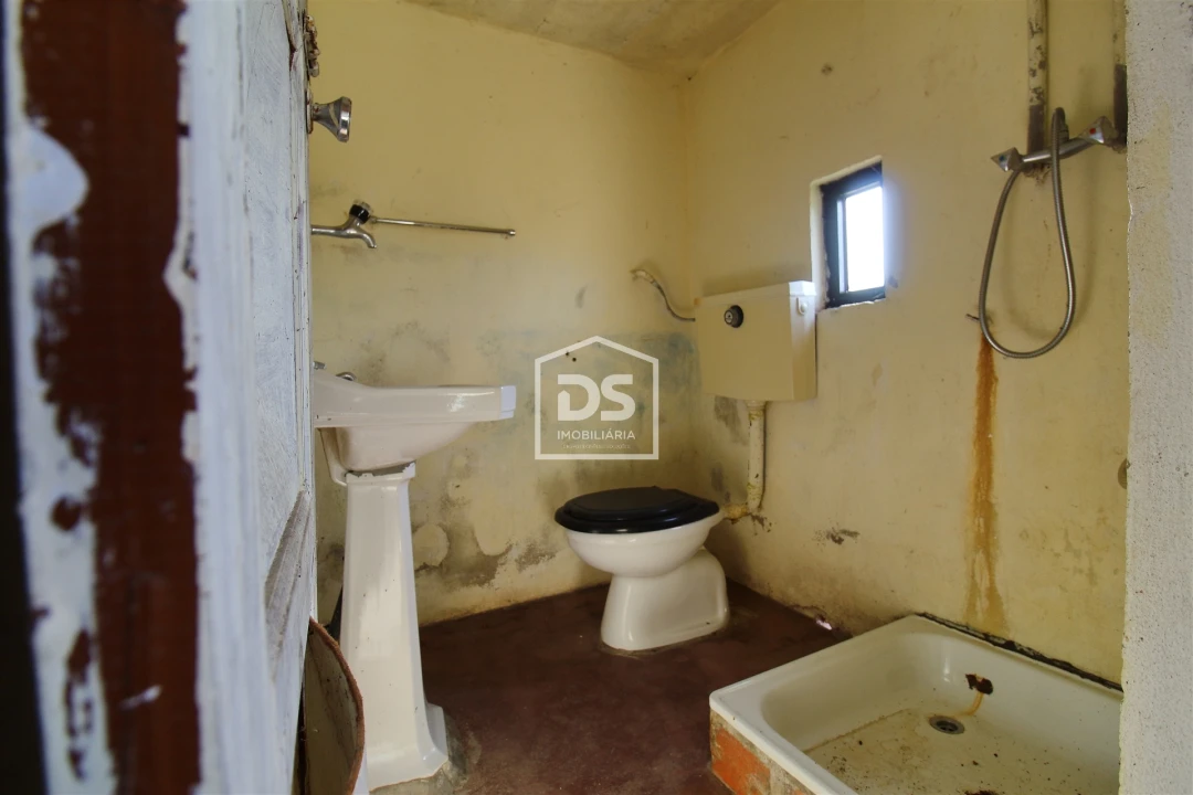 Moradia T2 para Venda em Canelas e Espiunca Foto 10