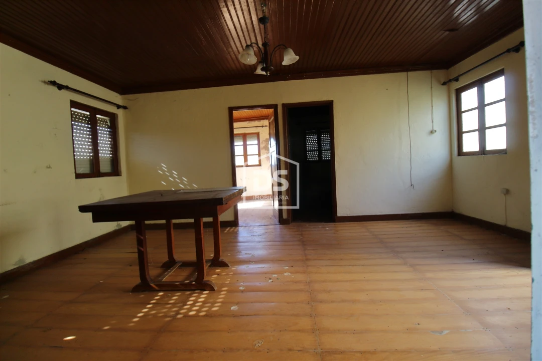 Moradia T2 para Venda em Canelas e Espiunca Foto 11