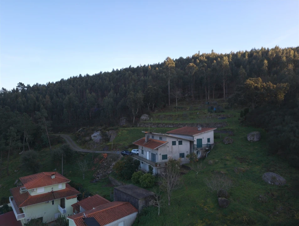 Moradia T3 para Venda em Santa Maria de Sardoura Foto 25