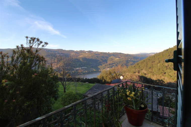 Moradia T3 para Venda em Santa Maria de Sardoura Foto 28