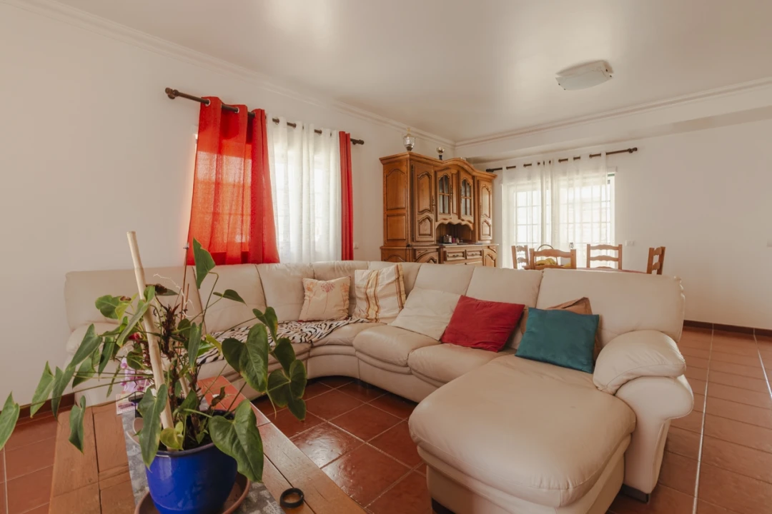 Moradia T4 para Venda em Leiria, Pousos, Barreira e Cortes Foto 5