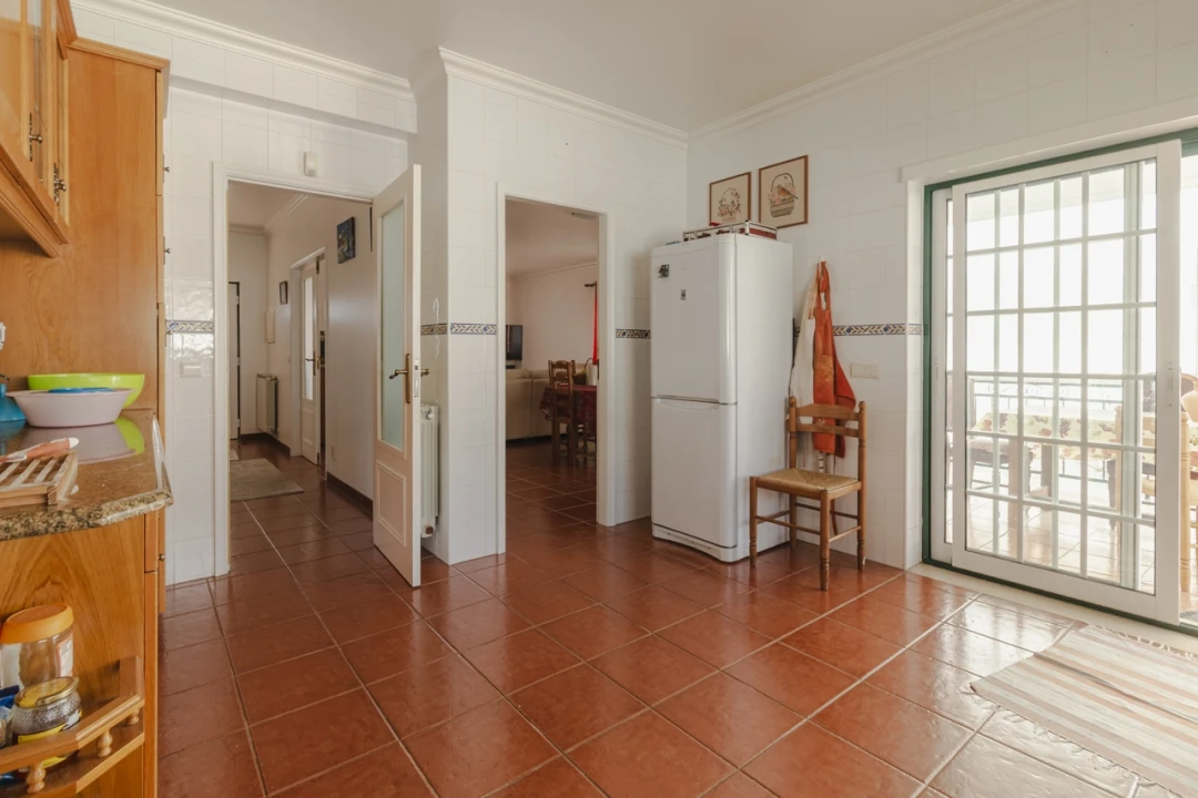 Moradia T4 para Venda em Leiria, Pousos, Barreira e Cortes Foto 3