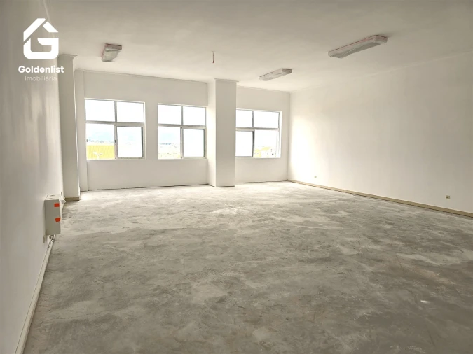 Loja para Venda em Fundão, Valverde, Donas, A. Joanes, A. Nova Cabo Foto 7