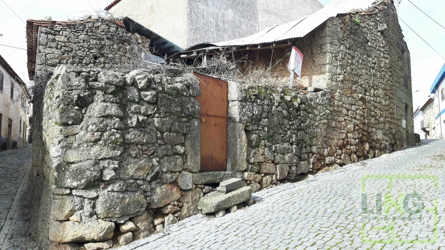 Moradia T3 para Venda em Tinalhas Foto 4