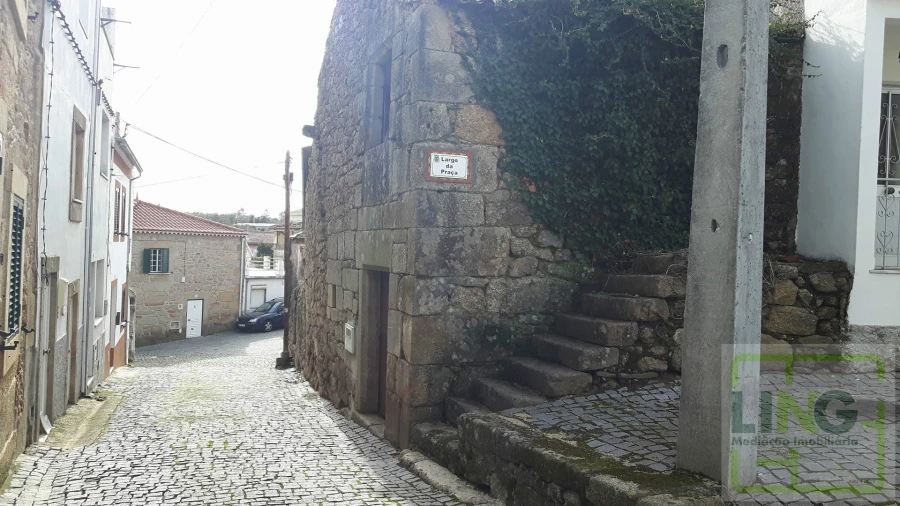 Moradia T3 para Venda em Tinalhas Foto 5