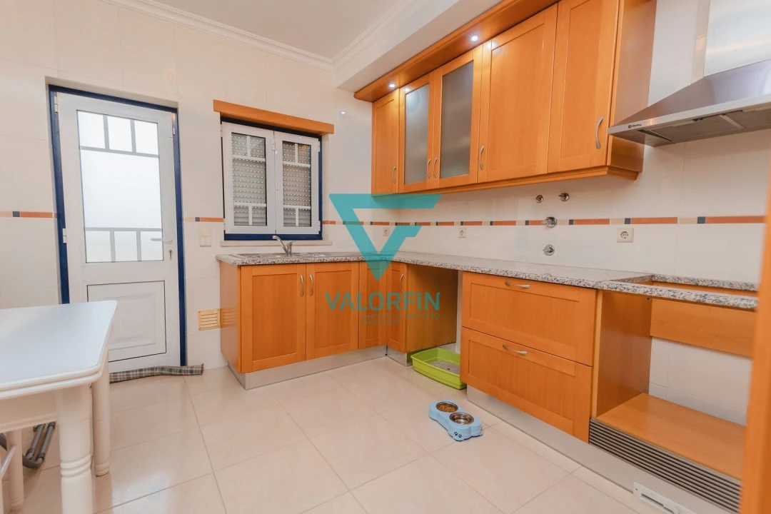 Moradia T4 para Venda em Leiria, Pousos, Barreira e Cortes Foto 20