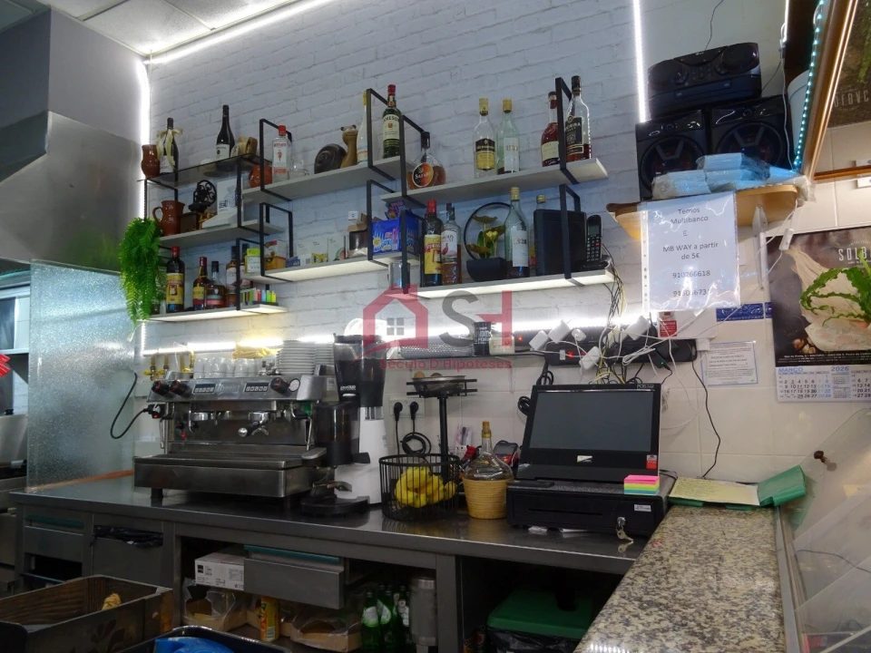 Negócio para Arrendamento em São Pedro da Cadeira Foto 10