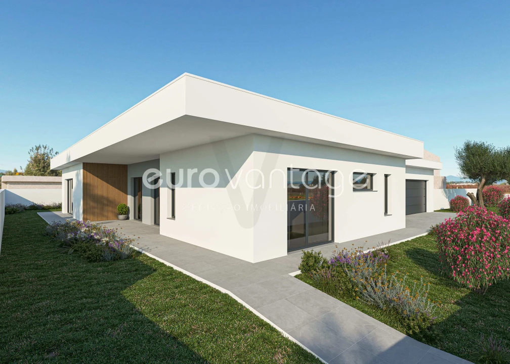 Moradia T4 para Venda em Souto da Carpalhosa e Ortigosa Foto 1
