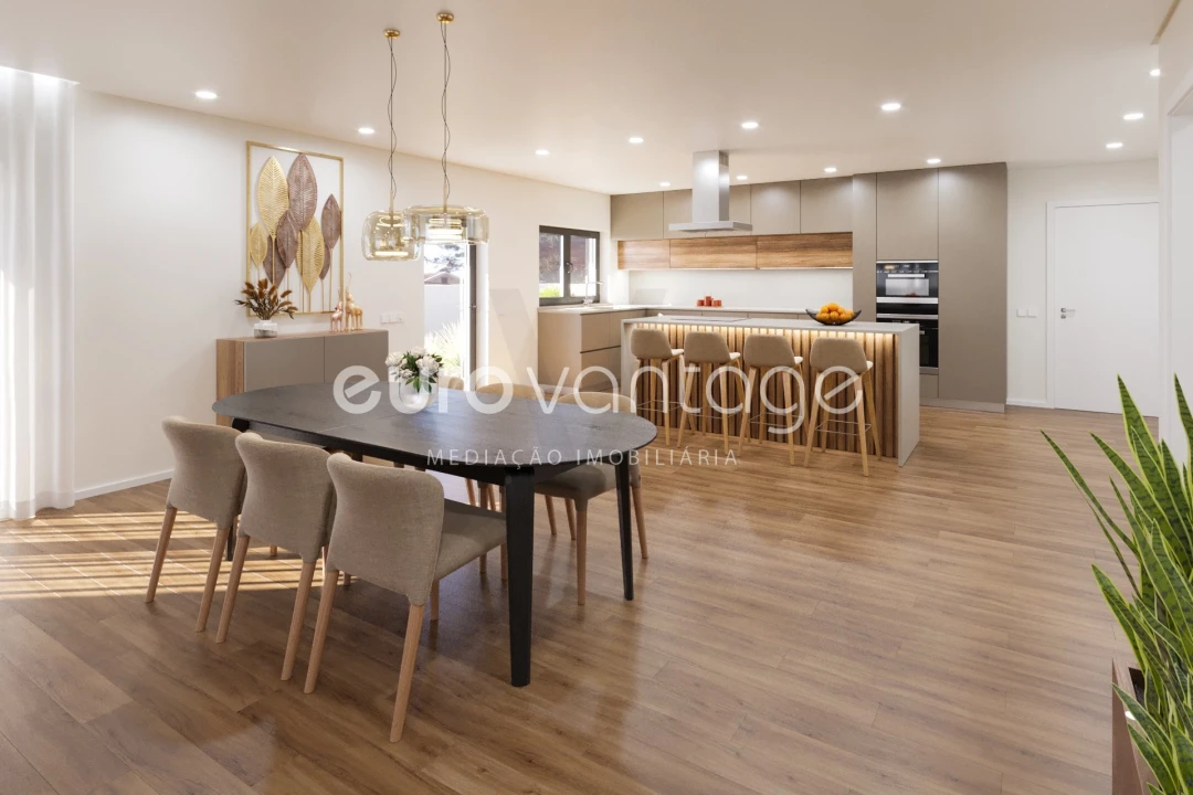 Moradia T4 para Venda em Souto da Carpalhosa e Ortigosa Foto 12
