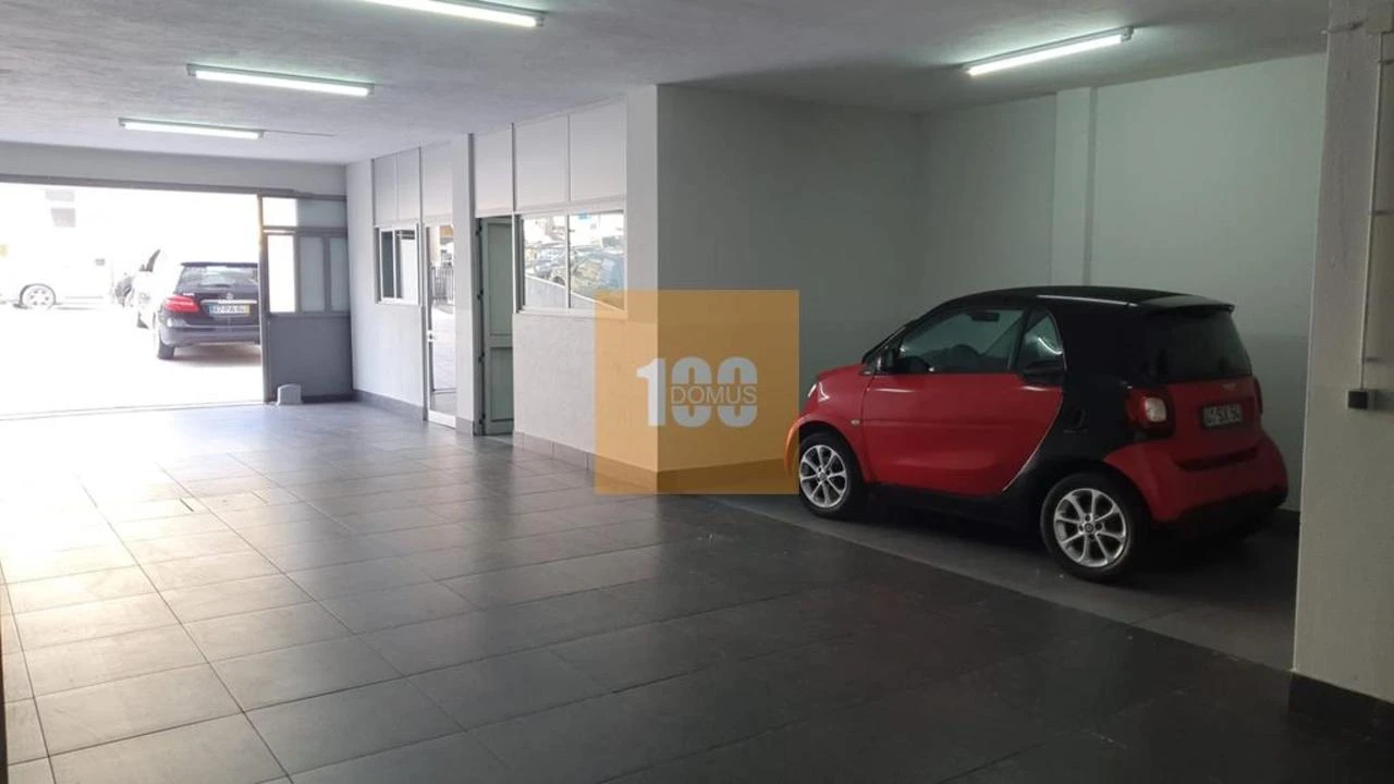 Negócio para Venda em Ramalde Foto 8