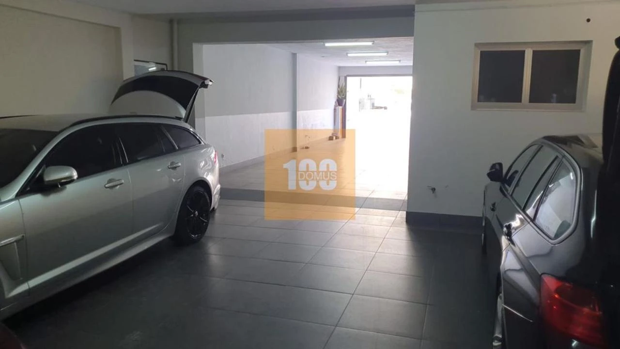 Negócio para Venda em Ramalde Foto 9