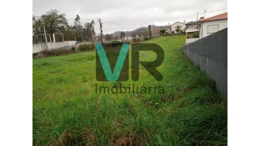 Terreno para Venda em Vilarinho das Cambas Foto 8
