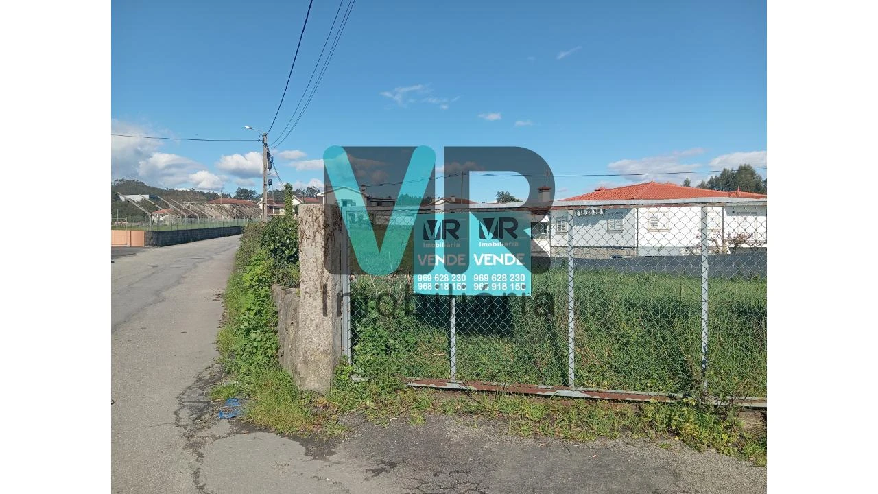 Terreno para Venda em Vilarinho das Cambas Foto 16