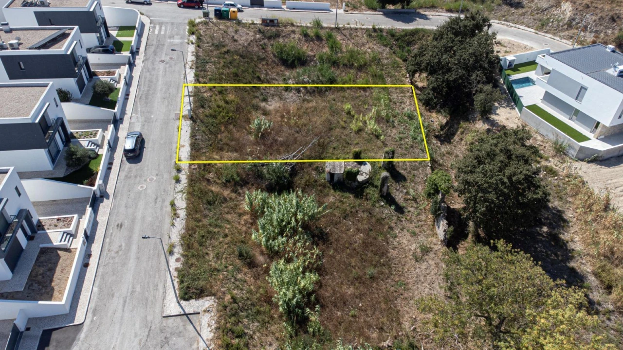 Terreno para Venda em Alenquer (Santo Estêvão e Triana) Foto 3