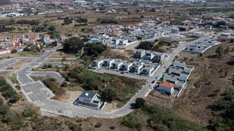 Terreno para Venda em Alenquer (Santo Estêvão e Triana)