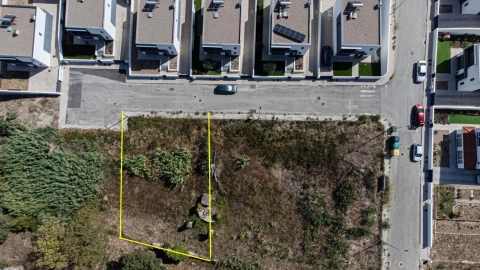 Terreno para Venda em Alenquer (Santo Estêvão e Triana)