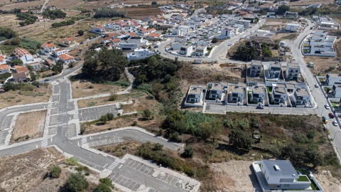 Terreno para Venda em Alenquer (Santo Estêvão e Triana)