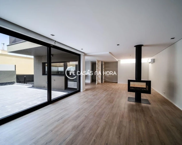 Moradia T3 para Venda em Madalena