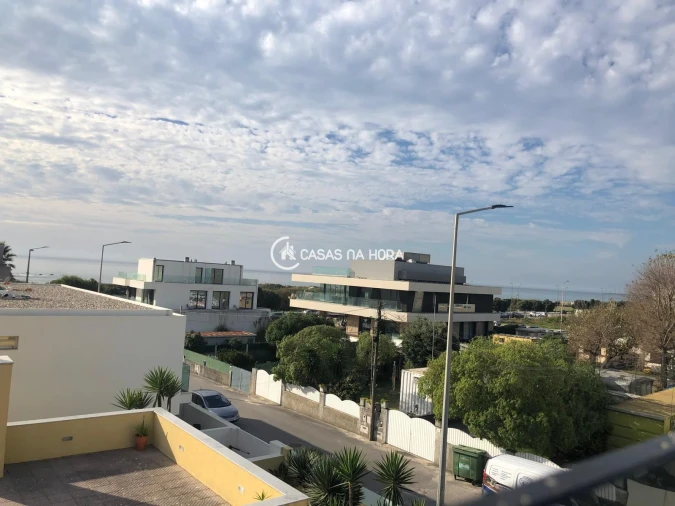 Moradia T3 para Venda em Madalena Foto 27