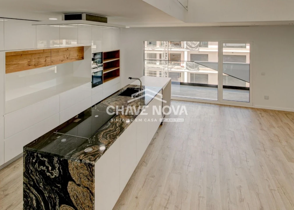 Apartamento T4 para Venda em Montijo e Afonsoeiro Foto 4