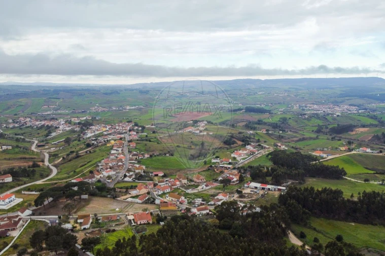 Terreno para Venda em Olhalvo Foto 9